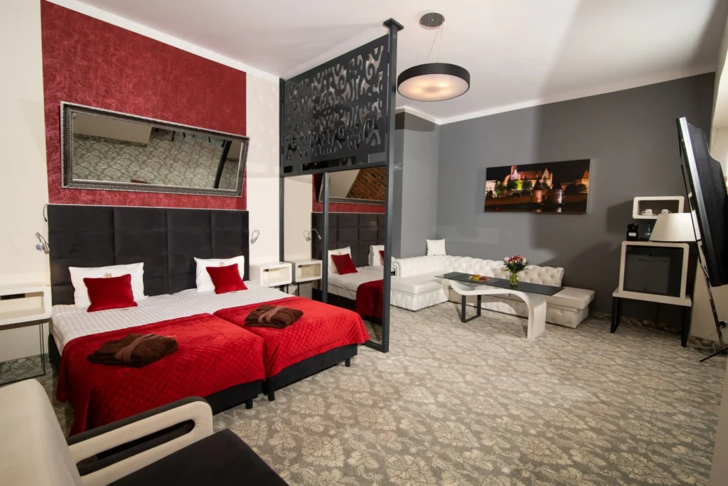 zamek gniew hotel pokoje